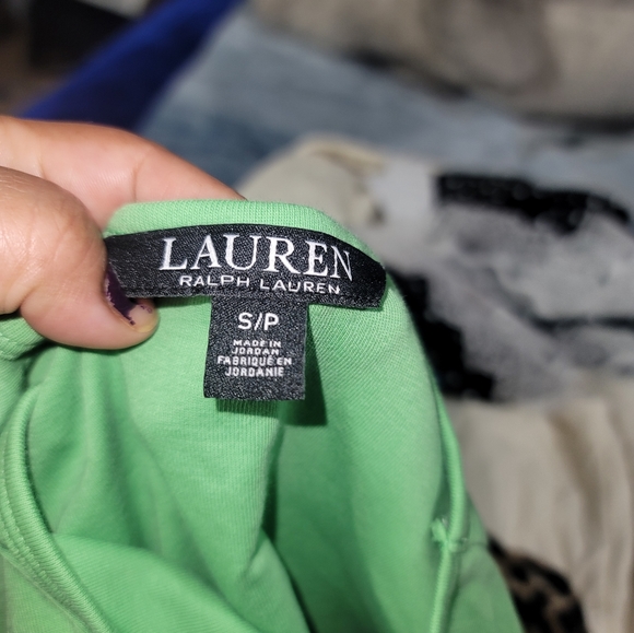 Lauren Ralph Lauren Shirt  Short Sleeve color green good condition - Picture 4 of 6